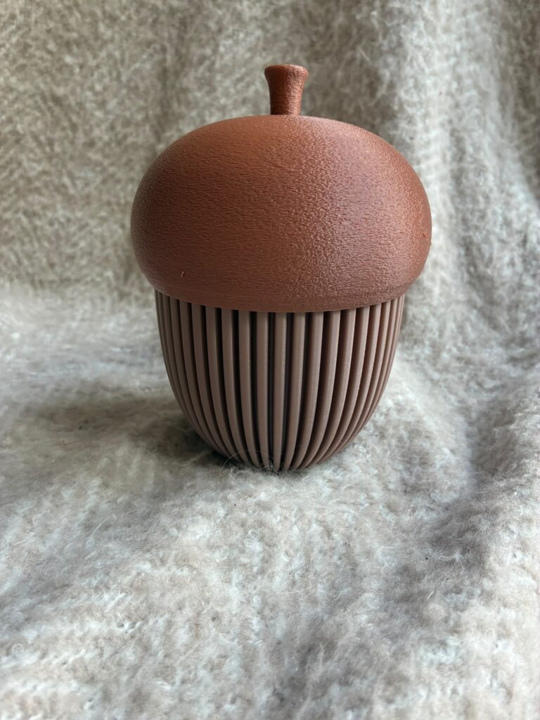 3D Geprinte Eikel met Deksel – Herfstdecoratie & Opbergbakje | 15 cm 🌰🍂